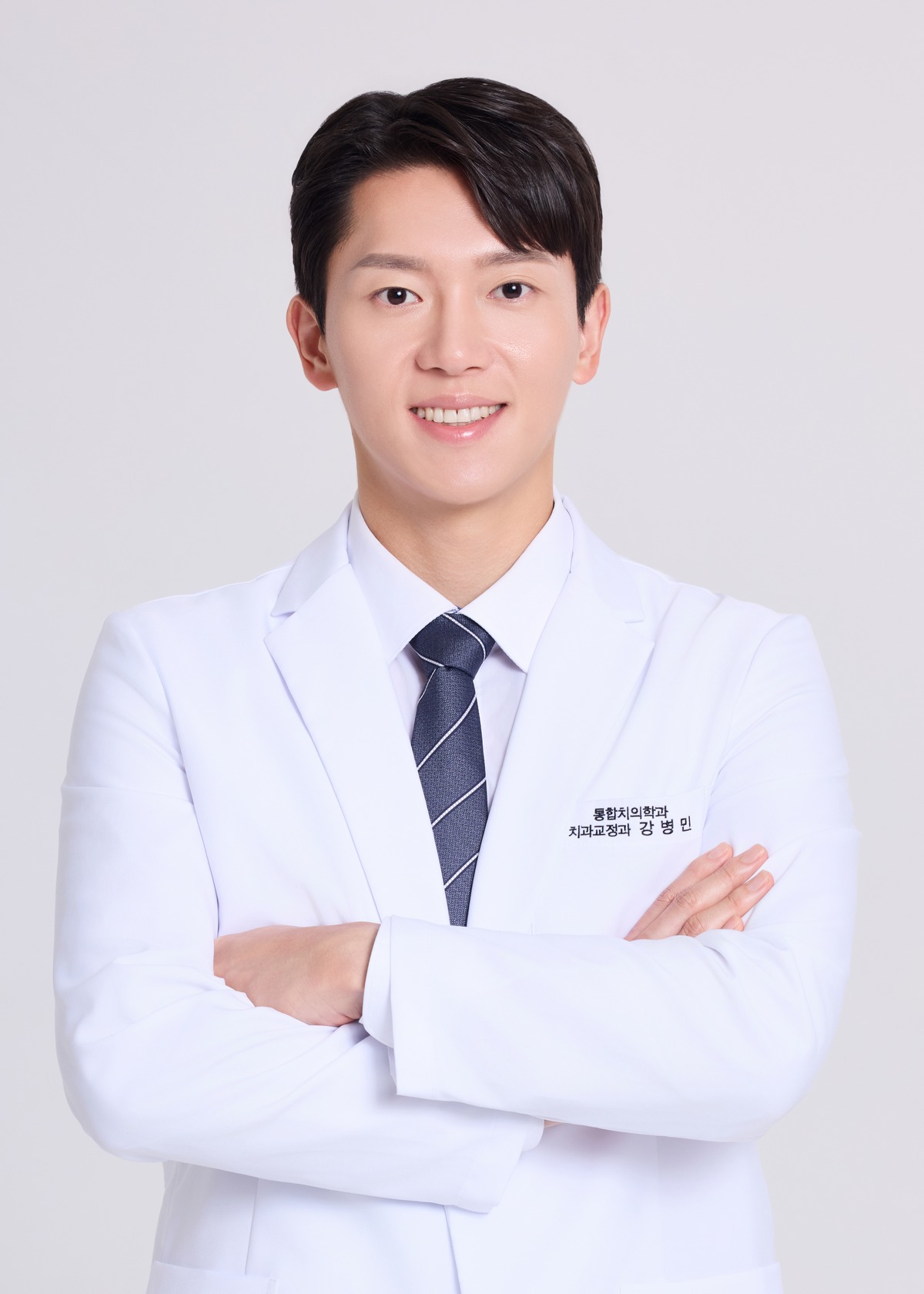 바라봄치과 강병민 대표원장